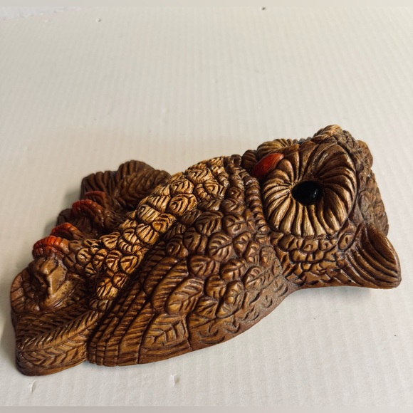 Set of 4 Vtg.70s HOMCO whimsical adorable hanging 3D brown owls.Made of resin. - Picture 3 of 8